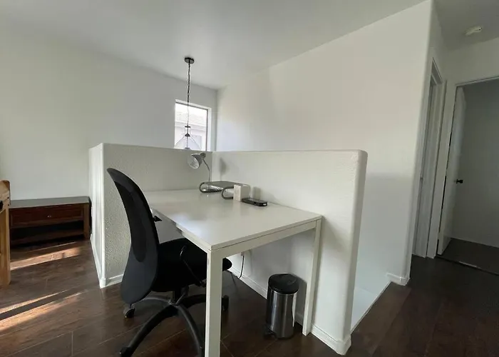 Gorgeous Abode 3 Bedrooms Hide-out In Holiday home *