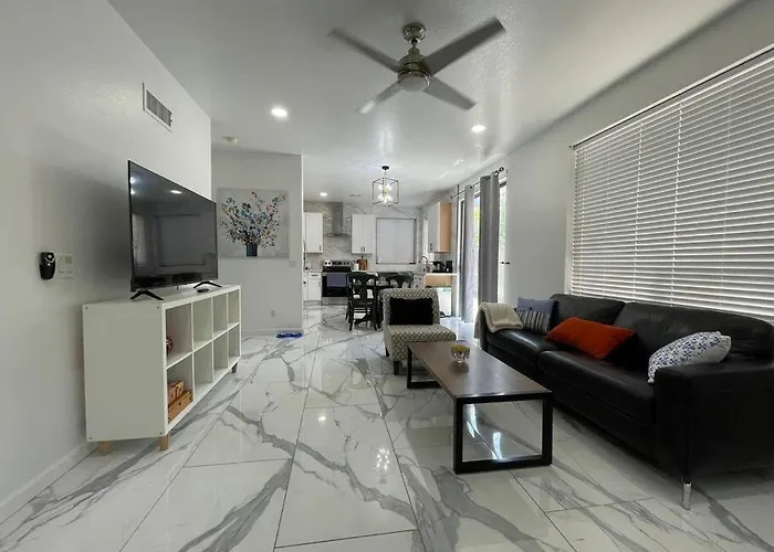 Holiday home Gorgeous Abode 3 Bedrooms Hide-out In